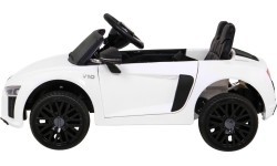 Vehicle Audi R8 White