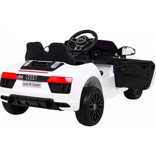 Vehicle Audi R8 White