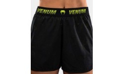 Venum Lazer moteriški treniruočių šortai – juodi/geltoni