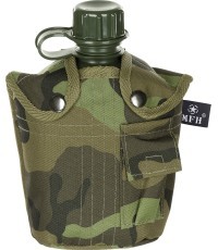 Plastikinė gertuvė su dėklu MFH M 95 CZ Camo, 1 l