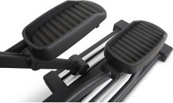 Newton Fitness E9 elipsinis treniruoklis Commercial Black Series