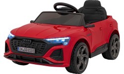 Elektromobilis Audi SQ8 raudonas
