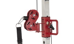 Treniruoklis jėgos pratimams / smito staklės inSPORTline Cable Column CC600