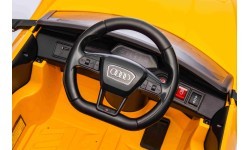 Elektromobilis Audi SQ8, geltonas