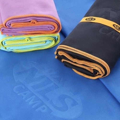 NCR12 PURPLE-RED MICROFIBRE TOWEL 180x100 NILS CAMP