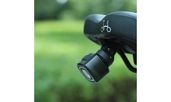 Крепление/адаптер заднего фонаря Magicshine SADDIX для складных велосипедов Brompton // крепление GoPro