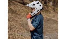 Шлем FORCE Drop Downhill // размер: XS-S (51-54 см) (бело-серый)
