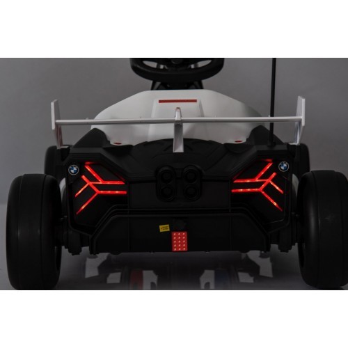 BMW kartingas su driftavimo funkcija, baltas