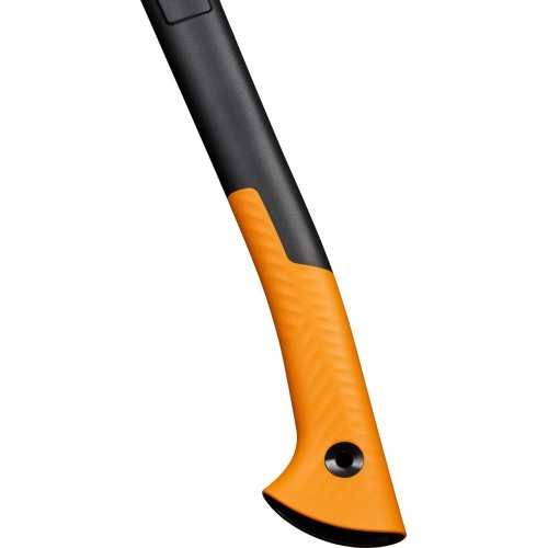 Универсальный топор Fiskars X-Series