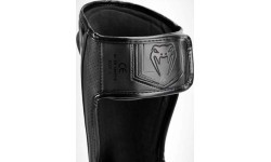 Защита голени Venum Elite Evo, черная/черная