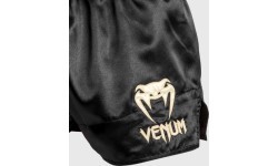 Venum Classic Muay Thai šortai, raudoni/juodi/auksiniai