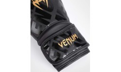 Боксёрские перчатки Venum Contender 1.5 XT - чёрные/золотые