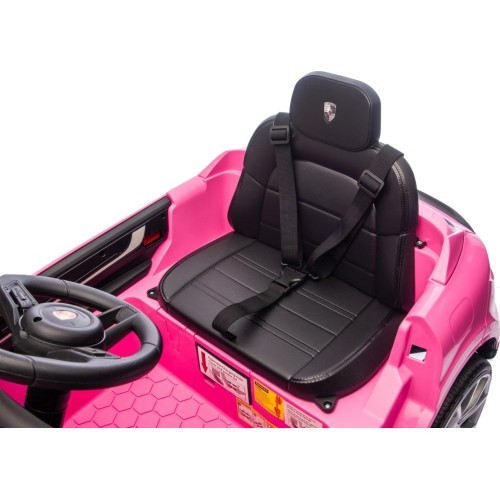 Vehicle Porsche Cayenne Pink