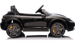 Электромобиль Porsche Taycan Turbo S, черный