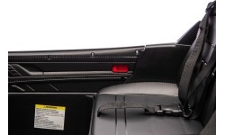 Elektromobilis Porsche Taycan Turbo S, juodas