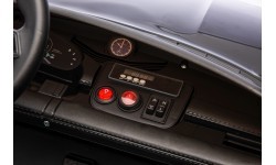 Elektromobilis Porsche Taycan Turbo S, juodas