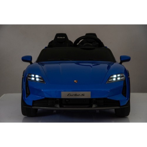 Elektromobilis Porsche Taycan Turbo S mėlynas