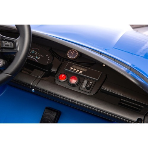 Elektromobilis Porsche Taycan Turbo S mėlynas