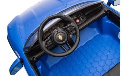 Электромобиль Porsche Taycan Turbo S синий