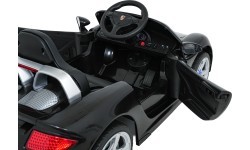Vehicle Porsche 911 Carrera Black