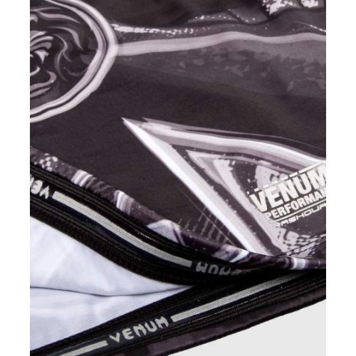 Venum Gladiator 3.0 Rashguard - Long Sleeves - Black/White