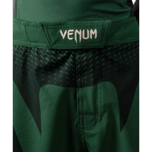 Venum Attack vaikiški kovos šortai – Forest Green/Off White