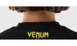 Женская футболка Venum Lazer Dry Tech, чёрная/жёлтая