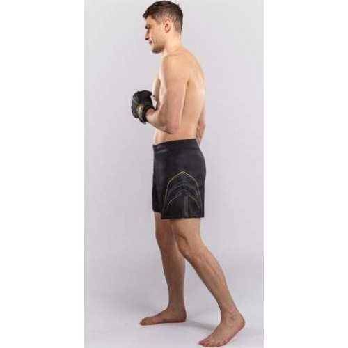 Venum Streamline Fightshorts - Black/Gold