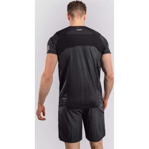 Футболка Venum Stealth Dry-Tech, чёрная/белая