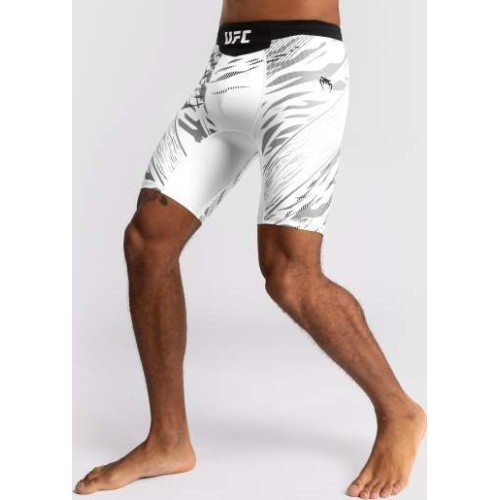 UFC Fusion by Venum Authentic Fight Night vyriški Vale Tudo šortai, balti