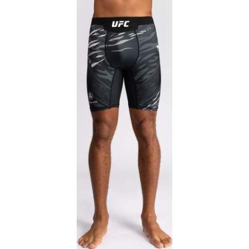 UFC Fusion by Venum Authentic Fight Night vyriški Vale Tudo šortai, juodi