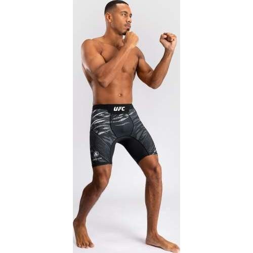 UFC Fusion by Venum Authentic Fight Night vyriški Vale Tudo šortai, juodi