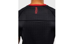 Футболка Venum x Roger Gracie Signature Dry Tech - чёрная/красная