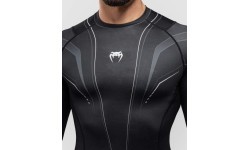 Venum Streamline Long Sleeve Rashguard - Black/White