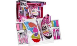 Make-up kit