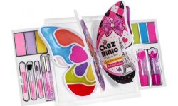 Make-up kit