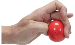 Kamuoliukas plaštakos mankštai Freeball Maxi 5,5 cm - Green