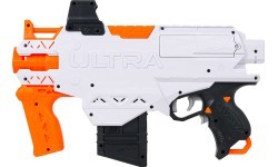 NERF Ultra AMP blasteris su strėlytėmis
