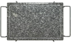 Granitinė kepimo plokštė GRANIT L su grioveliu ir laikikliu, 30x20x1,65 cm
