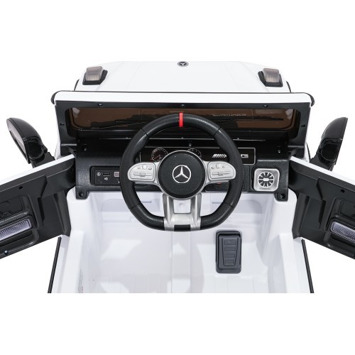 Vehicle Mercedes G63 AMG LIFT White