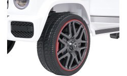 Vehicle Mercedes G63 AMG LIFT White