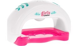 Nail art kit with accessories