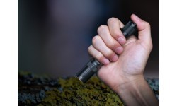 LED Flashlight Fenix ​​E20 V2.0