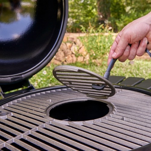 Char-Griller Akorn Kamado Charcoal Grill 57cm