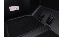 Электромобиль Mercedes Benz Maybach G650, красный