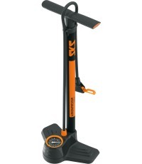Pompa SKS AIRKOMPRESSOR COMPACT 10.0 su manometru
