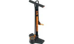 Pompa SKS AIRKOMPRESSOR COMPACT 10.0 su manometru