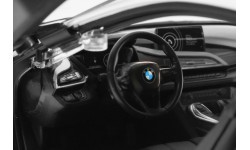 Радиоуправляемая игрушечная машинка BMW i8 белая 1:14 RASTAR
