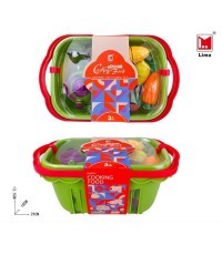 Корзина для пикника с овощами и фруктами