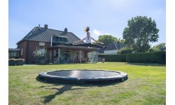 EXIT Silhouette ground sports trampoline ø427cm - black